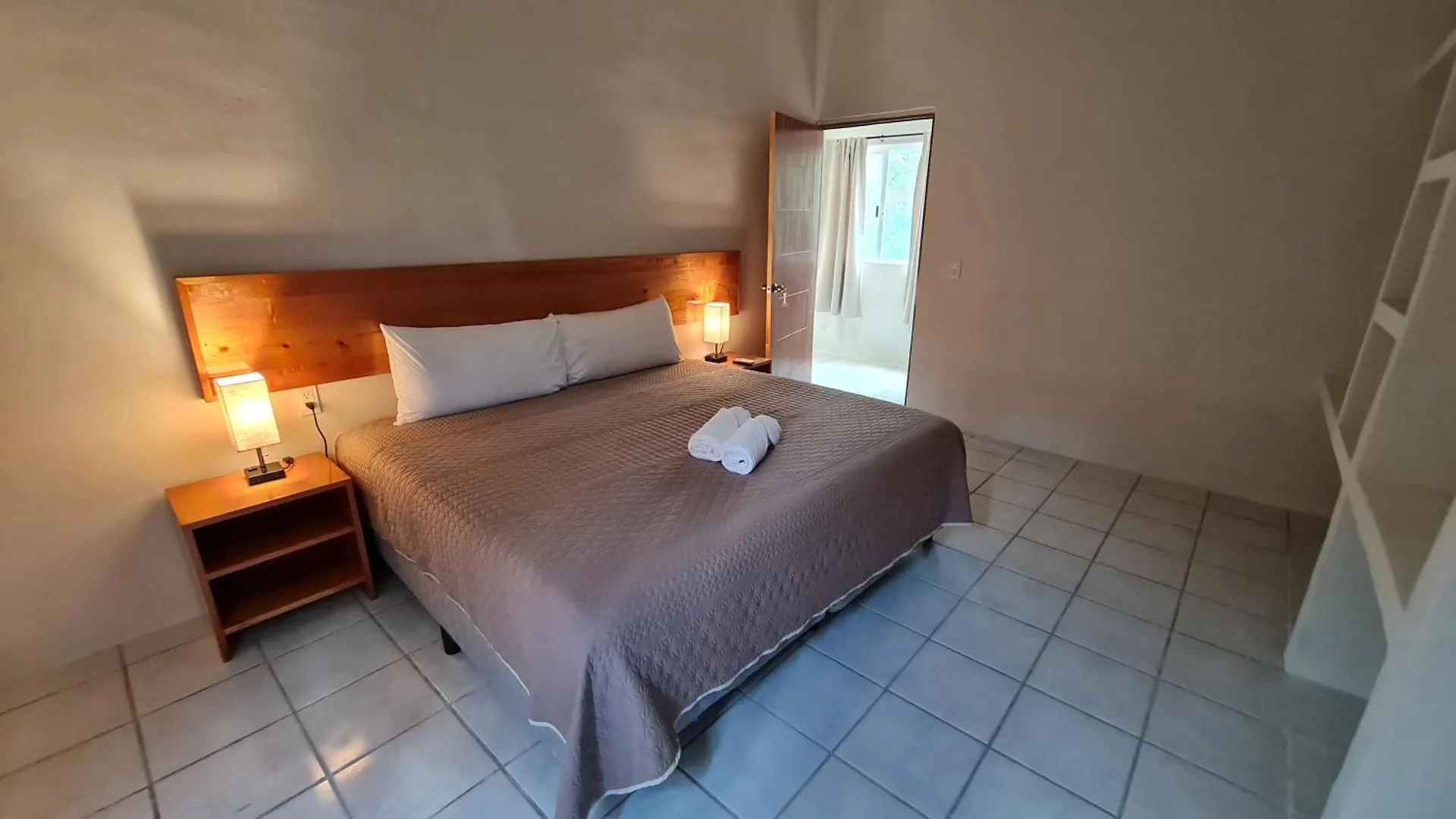 Casa Ceiba Real Daire Bacalar Pansiyon