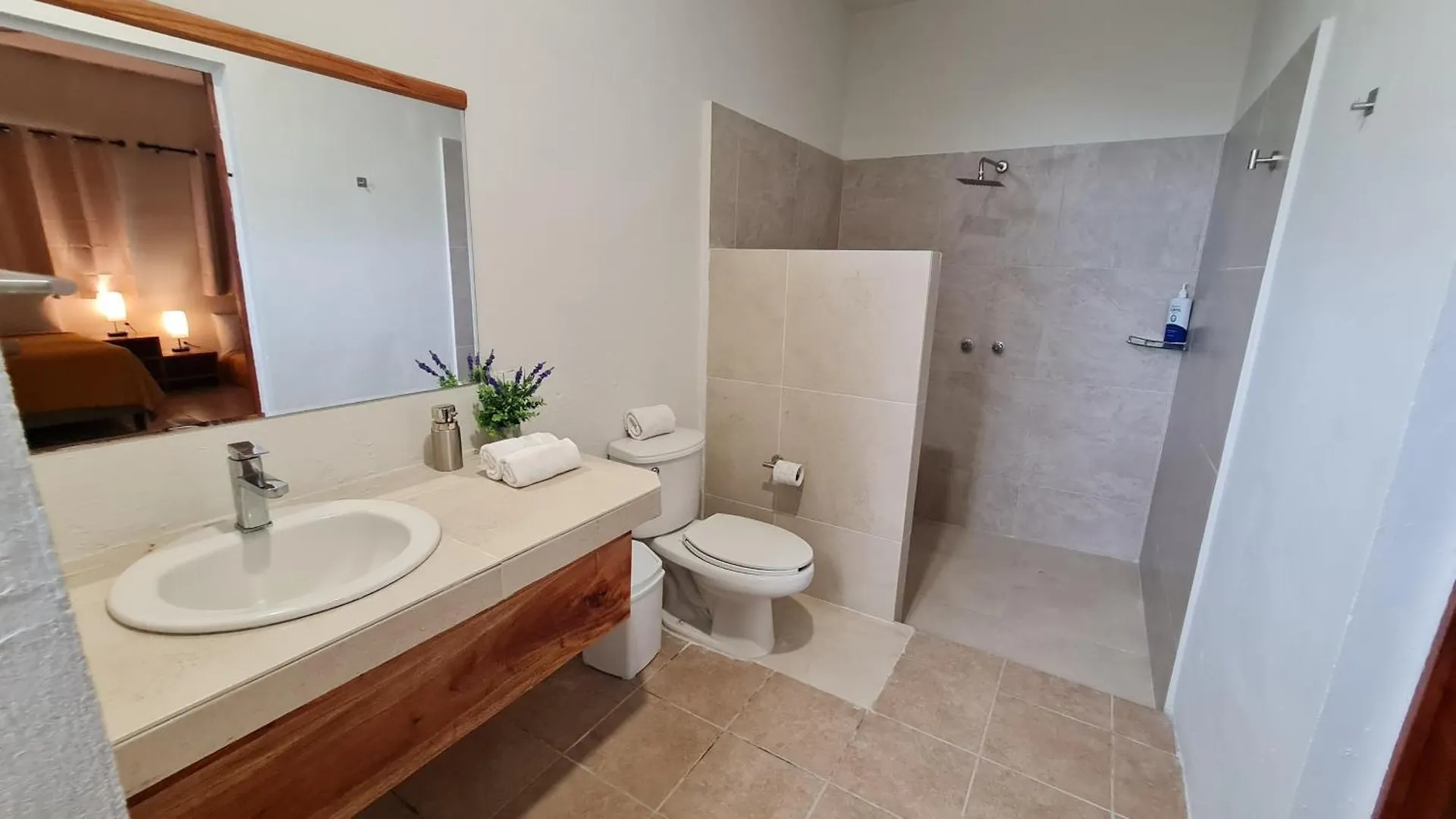בית אירוח דירות בקאלאר Casa Ceiba Real